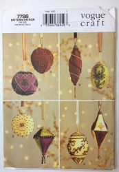 7788 VOGUE 8 SILKY BEADED FABRIC ORNAMENTS CHRISTMAS PATTERN UNCUT